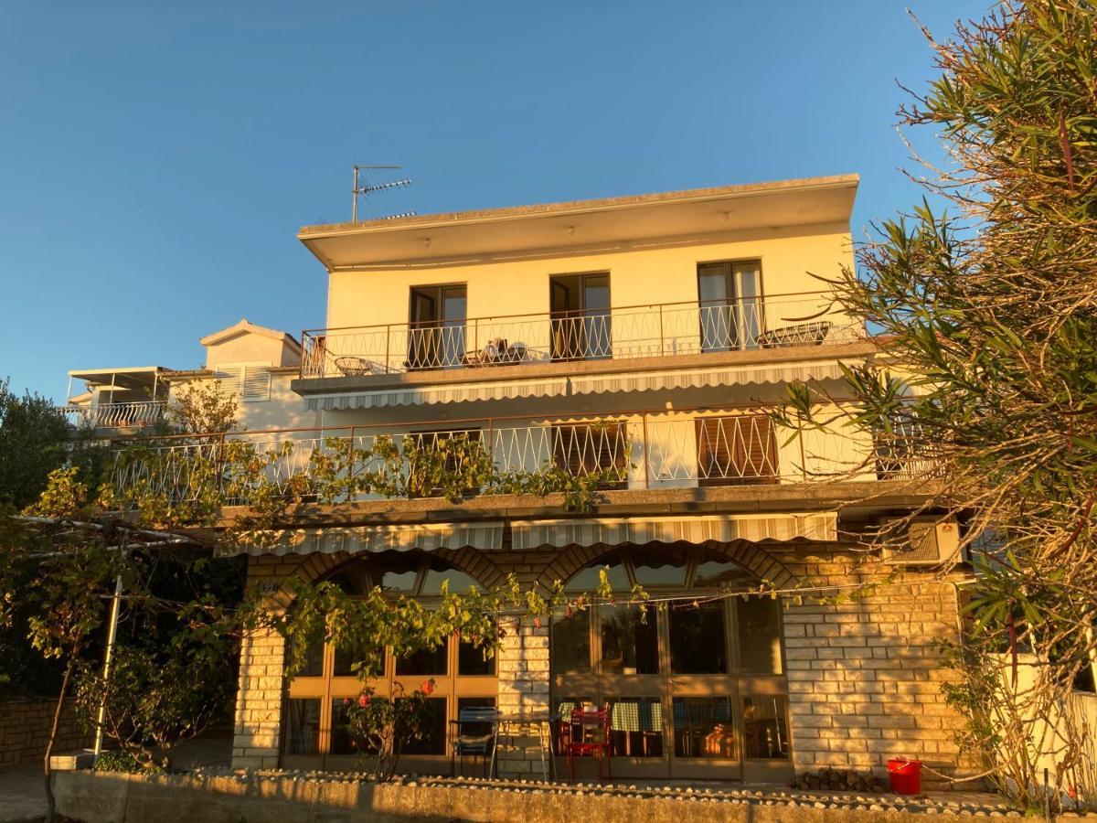 פרימוסטן Rooms 22 - Beachfront מראה חיצוני תמונה
